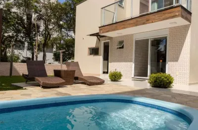 Casa com 3 quartos para alugar na Rua Vereador Manoel José dos Santos, Mariscal, Bombinhas