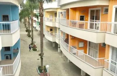 Apartamento com 2 dormitórios próximo ao mar de bombas