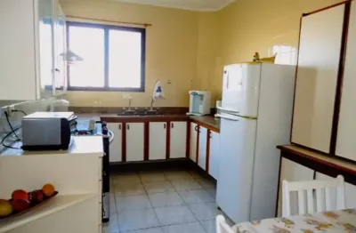 Apartamento para aluguel com 150 metros quadrados com 3 quartos