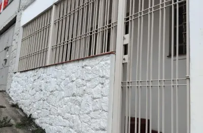 Charmosa casa de 2 quartos na vila dom pedro i, são paulo - próxima a parques e metrô