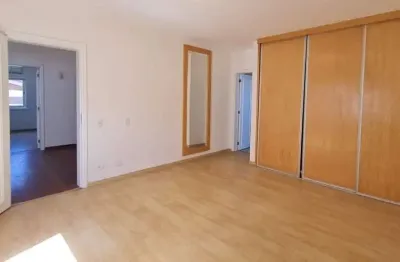 Casa à venda na Alameda das Tulipas, Alphaville, Santana de Parnaíba