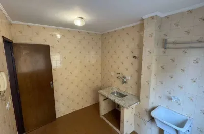 Apartamento com 1 quarto para alugar na Rua Frei Paulo de Sorocaba, Vila Lageado, São Paulo