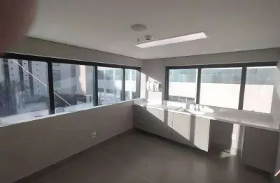 Sala comercial para alugar na Rua Augusta, Cerqueira César, São Paulo