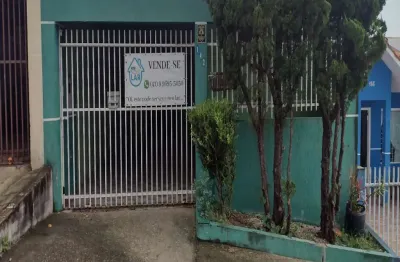 Casa 03 quartos em são josé dos pinhais - bairro santo antônio.