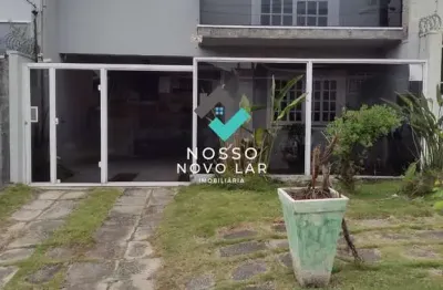 Aluga-se casa / sobrado em bom estado com 03 quartos e uma suíte em são josé dos pinhais no bairro centro / bom jesus muito bem localizado agradável.