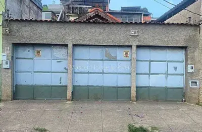 Casa com 4 quartos à venda no Santa Terezinha, Juiz de Fora 