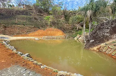 Terreno em condomínio fechado à venda no Parque das Samambaias, Juiz de Fora 