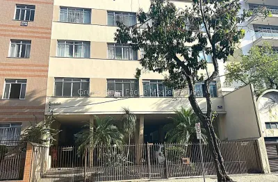 Apartamento com 3 quartos para alugar na Rua Doutor Gil Horta, Centro, Juiz de Fora