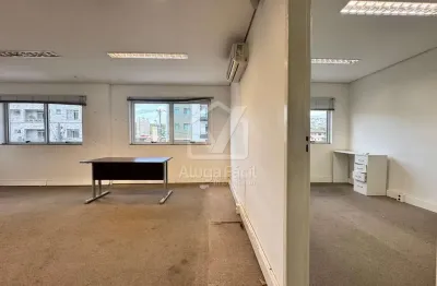 Sala comercial para alugar no São Pedro, Juiz de Fora 