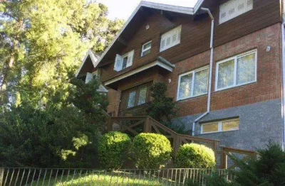 Casa 05 dorm. à venda no bairro planalto com 700 m² de área privativa - 5 vagas de garagem