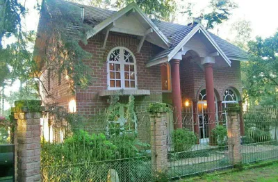Casa 05 dorm. à venda no bairro vila suzana com 400 m² de área privativa - 4 vagas de garagem