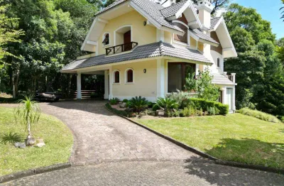 Casa 03 dorm. à venda no bairro saint moritz com 240 m² de área privativa - 2 vagas de garagem