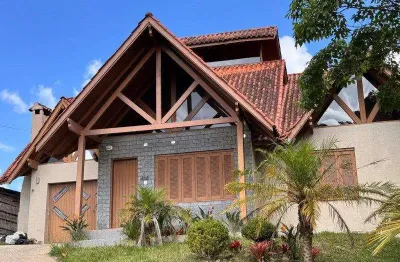 Casa 03 dorm. à venda no bairro palace hotel com 220 m² de área privativa - 1 vaga de garagem