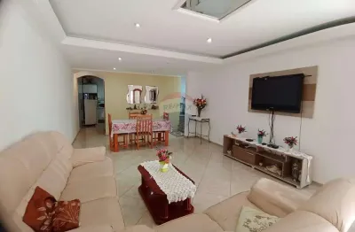 Casa com 3 quartos para alugar na Vila Galvão, Guarulhos 