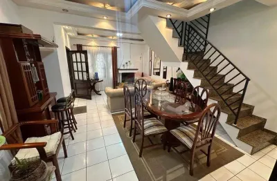 Casa com 3 quartos à venda na Vila Augusta, Guarulhos 