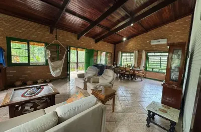 Chácara santa isabel 5.000m² l condomínio fechado l 5 quartos l 5 banheiros