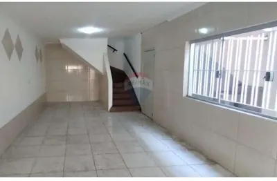 Casa com 3 quartos para alugar no Jardim Paraventi, Guarulhos 