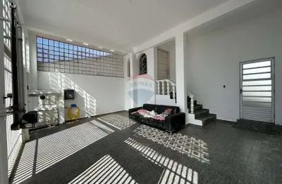 Casa com 3 quartos para alugar na Cidade Maia, Guarulhos 