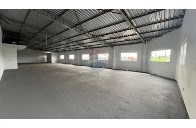 Amplo salão comercial com 300m² em esquina – excelente visibilidade e localização estratégica a 1km da rodovia ayrton senna