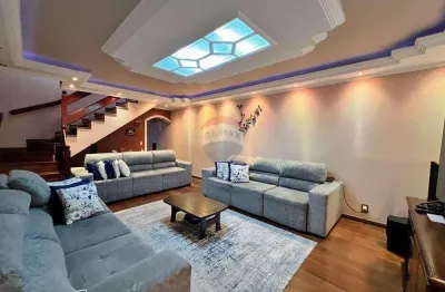 Casa - sobrado com 3 dormitórios (1 sendo suíte) - edícula com quarto e banheiro