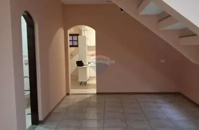 Casa com 3 quartos para alugar no Jardim Maia, Guarulhos 