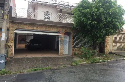 Sobrado amplo com  03 dormitorios e 05 vagas-jardim las vegas