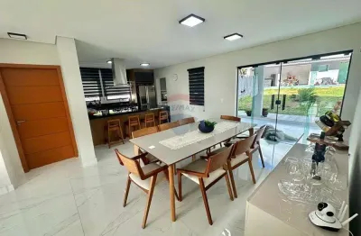 Casa com 3 quartos à venda na Chácara São José, Arujá 