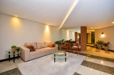 Lindo apartamento com uma ótima sacada no Cristo Rei 3 quartos e 2 vagas