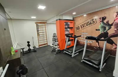 Lindo apartamento bem localizado em Curitiba, acabamentos de alto padrão