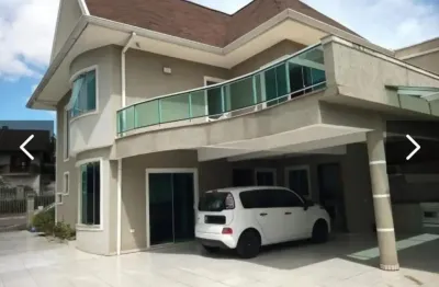 Linda casa no bacacheri com jardim social. melhor oportunidade de casa