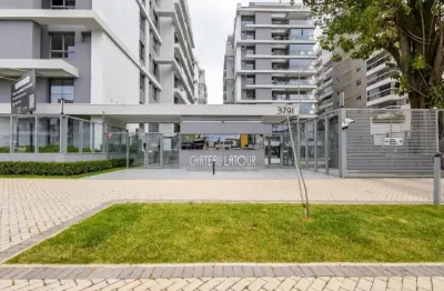 Oportunidade no Batel cobertura 3 suites e 4 vagas de garagem