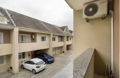 Sobrado em condomínio com 3 quartos 1 suíte2 vagas bairro uberaba