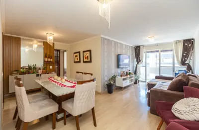 Lindo apartamento no bacacheri 3 quartos sendo 1 suíte