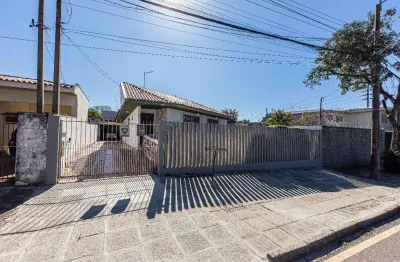 Casa com 3 quartos à venda na Afonso  Theolindo Hennequim, 58, Guabirotuba, Curitiba