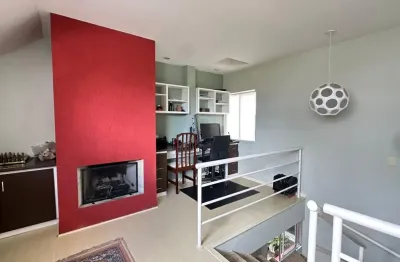 Casa em condomínio marco antônio sofisticação, conforto 3q sendo 1 suite