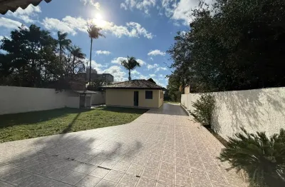 Oportunidade de terreno para construção ou uma casa linda e aconchegante para você e sua família.