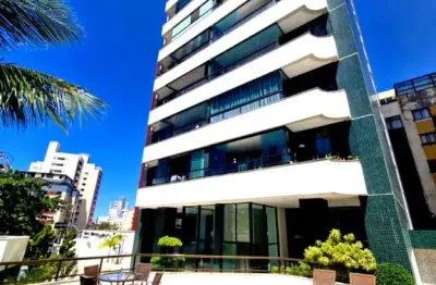 Apartamento de luxo na pituba: 2 suítes, 2 vagas de garagem, mobiliado e com infraestrutura completa!
