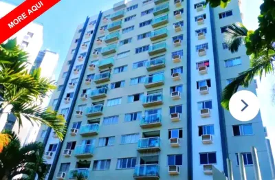Imóvel exclusivo: apartamento 3/4 no itaigara com 109m², vista verde e 2 vagas de garagem - r$700 mil