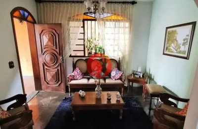 Casa com 4 quartos à venda na rua das fragatas, 101, vila cloris, belo horizonte por r$ 950.000