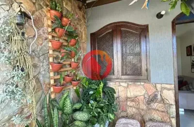 Casa com 5 quartos à venda na rua das codornas, 66, vila cloris, belo horizonte por r$ 780.000
