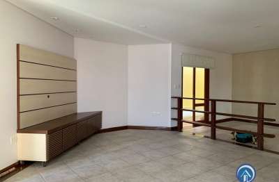 Casa térrea de 170m² com 4 dormitórios no condomínio Altos da Serra I no Urbanova em São José dos Campos