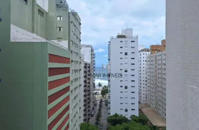 Apartamento na praia de pitangueiras, 03 dormitórios, duas vagas, 200,00 metros da praia