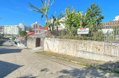 Casa com 2 quartos à venda na desembargador tavares sobrinho, 107, itaguaçu, florianópolis por r$ 1.100.000