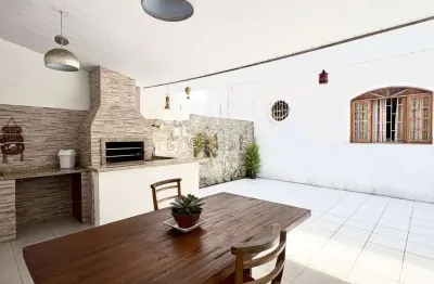 Casa com 4 quartos à venda na rua papa joão paulo i, 156, coqueiros, florianópolis por r$ 950.000