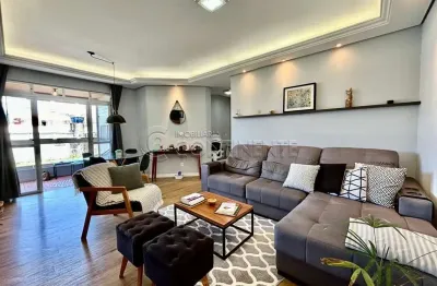 Apartamento com 2 quartos à venda na rua general estilac leal, 129, coqueiros, florianópolis por r$ 780.000