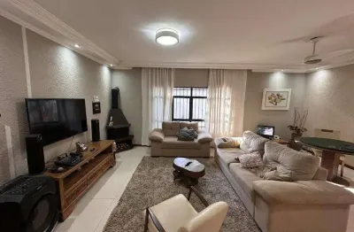 Casa à venda na Vila Santa Terezinha, Itu 