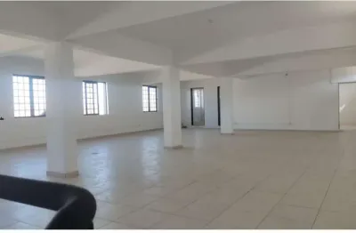 Comercial para locação em itu, parque das indústrias, 3 banheiros