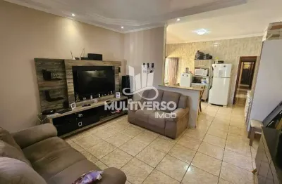 Casa à venda, 3 quartos no bairro maracanã em praia grande