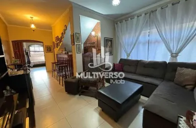 Casa com 3 quartos à venda no Marapé, Santos 