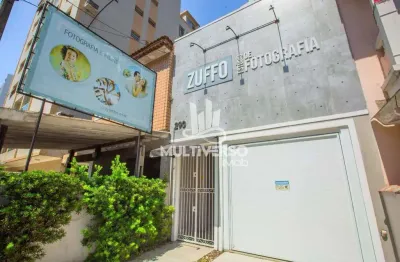 Casa comercial com espaço residencial – 270m² próx. ao sesc, praiamar e praia – boqueirão, santos
